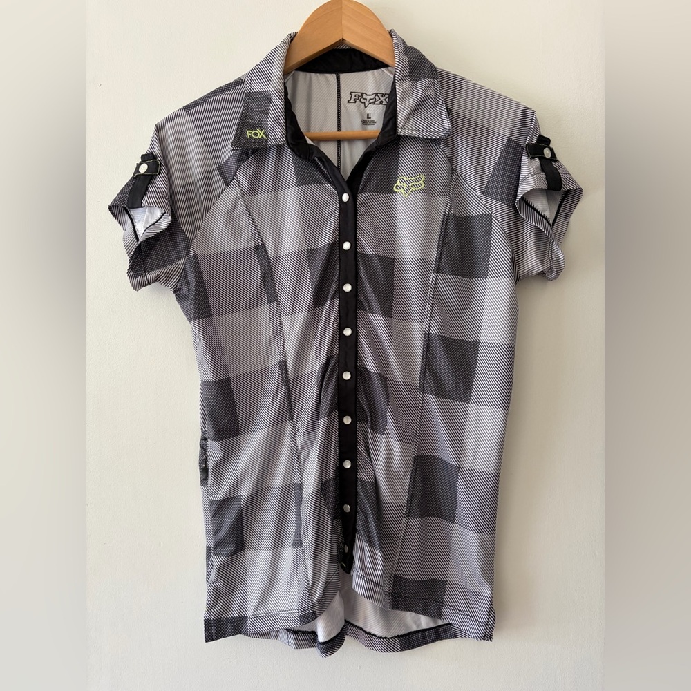 Fox Women’s Biking Top Plaid